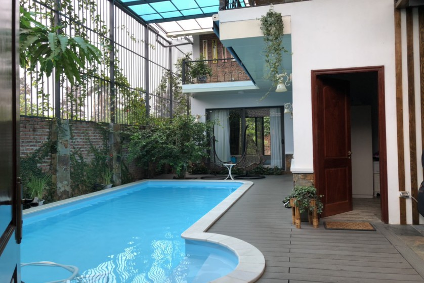 Furnished and swimming pool Tay Ho villa for rent 4 bedrooms