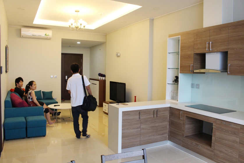 Furnished Trang An Complex apartment, 2 bedrooms, 88m2 for rent