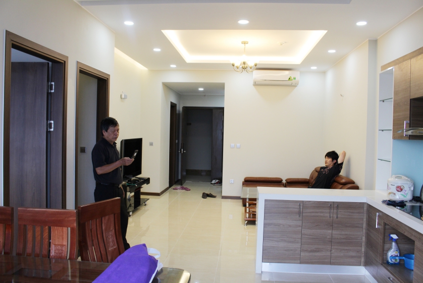 Furnished Trang An Complex apartment rental with 2 + 1 bedroom