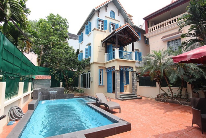Swimming pool house in To Ngoc Van street, Tay Ho Westlake