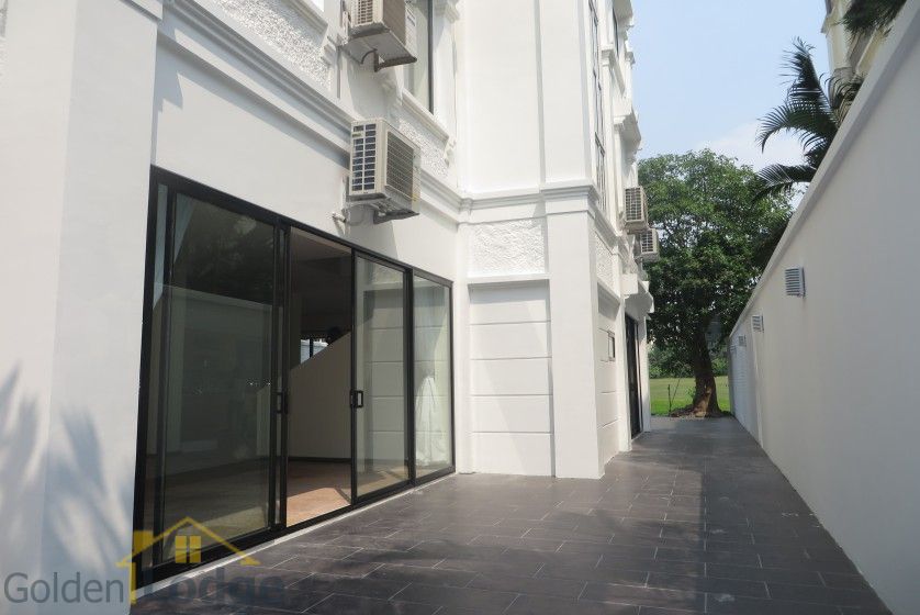Furnished villa for rent in Ciputra Hanoi 5 beds 4 baths 2