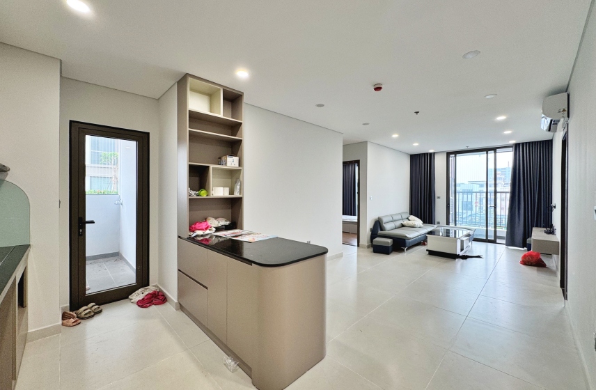 Khai Son City apartment for rent with 3 bedrooms furnished