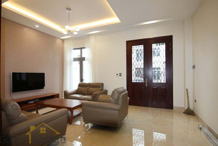 Rent warmly 3 bedroom villa in Vinhomes Harmony furnished 3