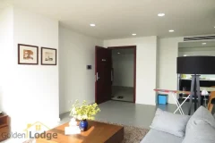 Furnished 01 bedroom apartment in Watermark Hanoi rent with natural light 3