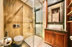 2 bedroom apartment in Tay Ho for rent in Vu Mien area, Lake view