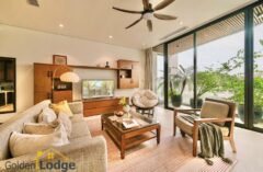 2 bedroom apartment in Tay Ho for rent in Vu Mien area, Lake view