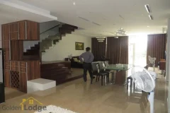 3 bedroom garden villa for rent in Vinhomes Riverside furnished 6