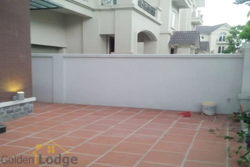 3 bedroom villa in Vinhomes Riverside, furnished with 1400$ 1