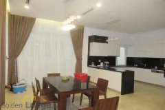 4 bedrooms, semi detached villa to let in Vinhomes Riverside 5