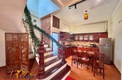 House in Tay Ho for rent in Tu Hoa street with 4 bedrooms