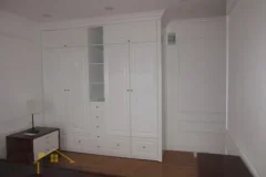 Apartment in Berriver Long Bien for rent with 3 bedrooms, furnished 4