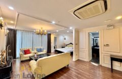Big studio for rent in Hai Ba Trung, Hanoi with furnished