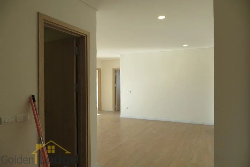 Brand new 3 bedroom apartment in Mipec Riverside Red river view 1