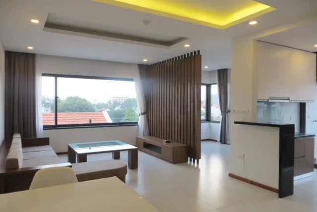 Bright reception room 1 bedroom apartment in Tay Ho furnished