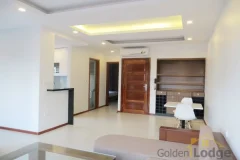 Bright reception room 1 bedroom apartment in Tay Ho furnished 2