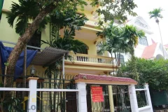 Dang Thai Mai house for rent in Tay Ho partly furnished 1
