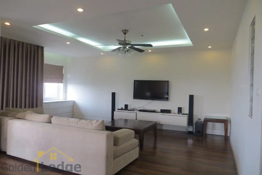 Four bedroom duplex apartment to lease in Tay Ho Hanoi 1