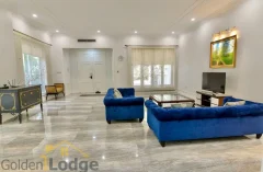 Fully Furnished Villa for Rent in Vinhomes Riverside near BIS Hanoi 2