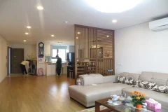 Furnished 03 bedroom apartment Mipec Riverside Long Bien 140m2