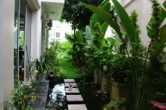 Furnished 03 bedrooms Vinhomes Riverside villa outdoor pool nearby 3