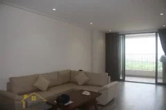 Furnished 2 beds 2 baths apartment in Northern Diamond for rent 3
