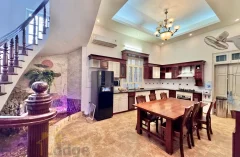 Furnished 3 bedroom house for rent in Tay Ho on Dang Thai Mai 4