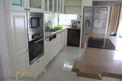Furnished 4 bedroom Vinhomes Riverside villa rent next to BIS 7