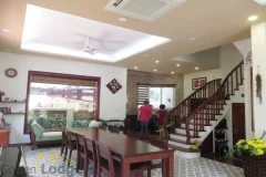 Completely furnished villa with swimming pool for rent in Vinhomes Riverside 6