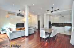 Garden and Pool villa in Tay Ho for rent on Dang Thai Mai str