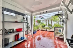 House for Rent in Tay Ho with 4 bedrooms on Dang Thai Mai 1