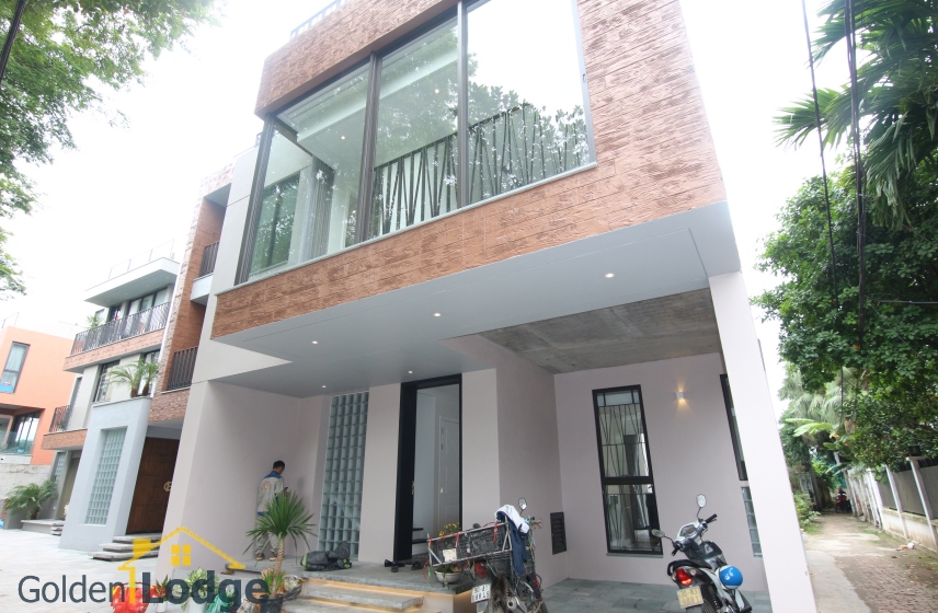 House with 4 bedroom in Long Bien for rent near LFAY Hanoi