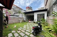 House with garden in Long Bien for rent near LFAY Hanoi