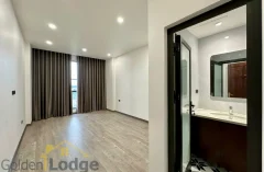 House with River view in Long Bien for rent with 4 bedrooms 3
