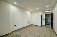 House with River view in Long Bien for rent with 4 bedrooms 4