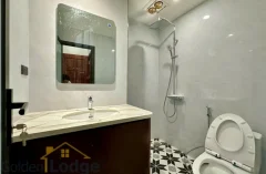 House with River view in Long Bien for rent with 4 bedrooms 5