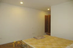 Lake view 2 bedroom apartment in Mipec Riverside rental furnished 7