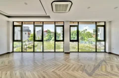 Lake view house for rent in Ngoc Thuy Long Bien with elevator 6