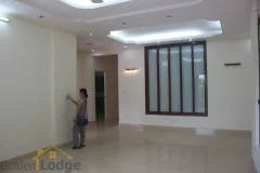 Large unfurnished house for lease in Lac Long Quan str near Ciputra 4