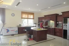 Luxury furniture Vinhomes Riverside villa rental furnished 4 beds 5