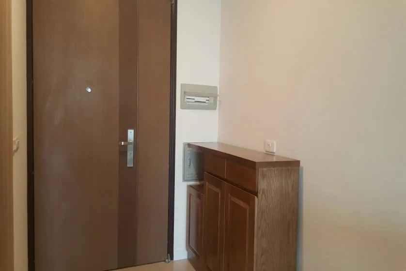Mipec Riverside apartment with 2 bedrooms for rent, lake view 1