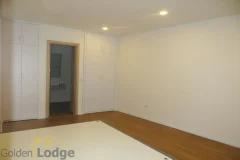 Mipec Riverside apartment with 3 bedrooms, furnished on Tower B 6