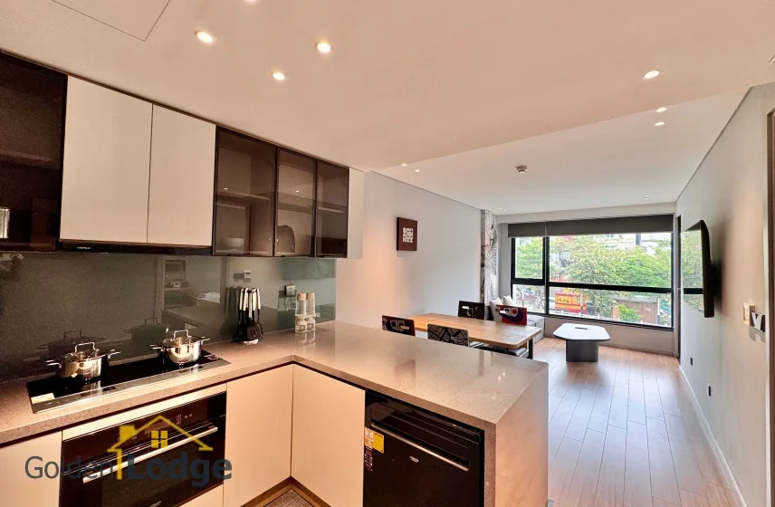 Modern apartment to rent in Truc Bach with lake view 2bed 1