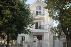 Modern Vinhome Riverside Hanoi villa rental comes with Elevator 1