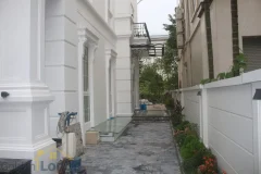 Modern Vinhome Riverside Hanoi villa rental comes with Elevator 3