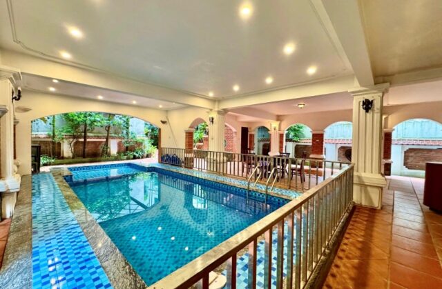Partly furnished villa for rent in Tay Ho with swimming pool
