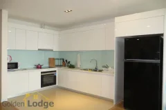 Red river view 3 bedroom apartment in Mipec Riverside rental 7
