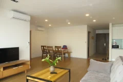 Red river view 3 bedroom apartment in Mipec Riverside rental