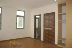 Rent unfurnished villa in Vinhomes Harmony 4 beds 4 baths 7