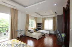 Semi-detached villa for rent in Vinhomes Riverside 4beds 6