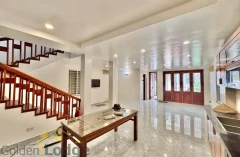 Spacious house for in Tay Ho on Quang Khanh street 4bed 3